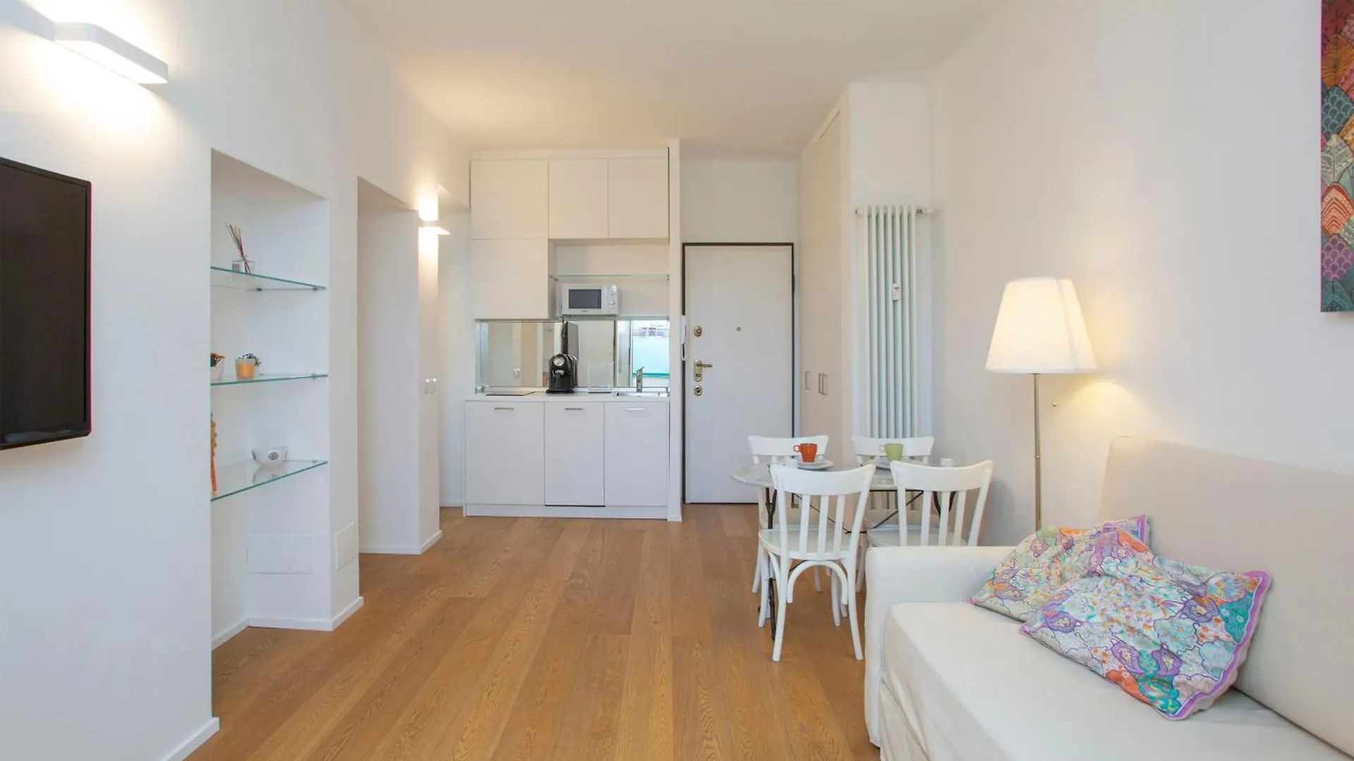 Exclusive Location, Cozy And Modern Apartment 밀라노