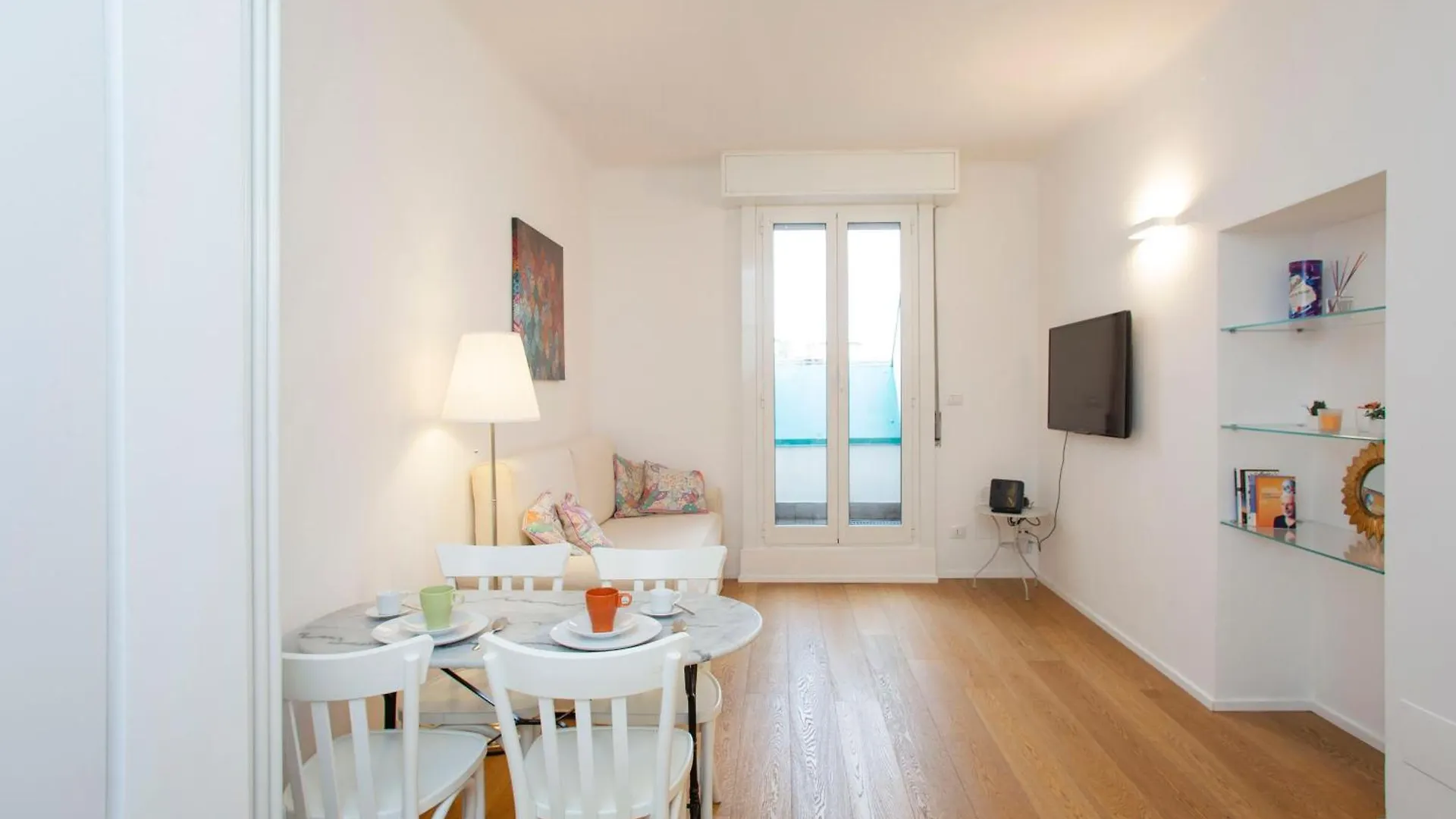 Exclusive Location, Cozy And Modern Apartment 밀라노