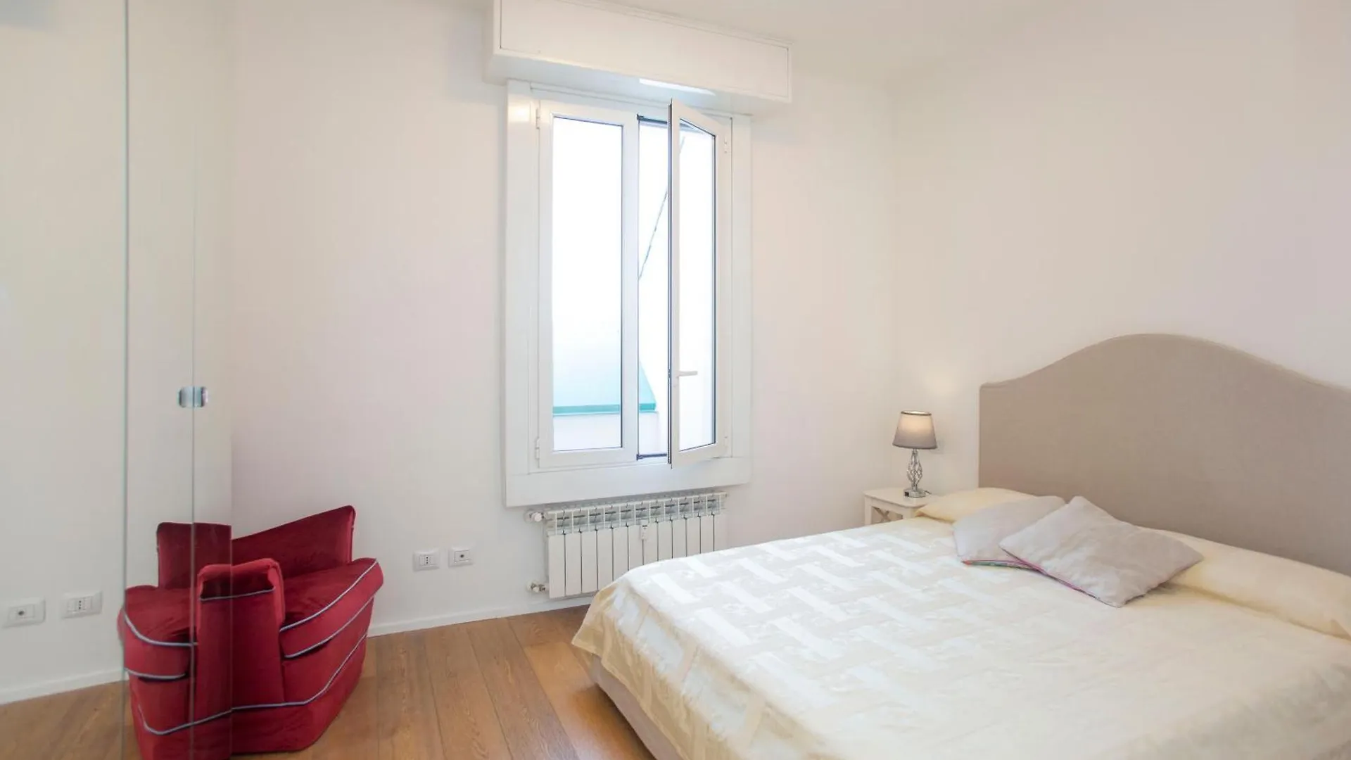 Exclusive Location, Cozy And Modern Apartment 밀라노